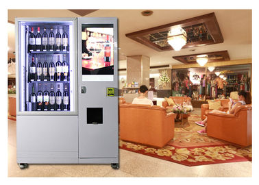 Máquina expendedora del jugo de la ensalada del alcohol con el elevador, máquinas expendedoras automatizadas del servicio del uno mismo